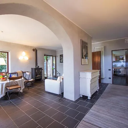 Menaggio Spiaggia Apartment
